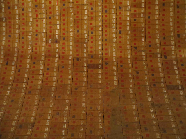 Mag Spinal Alumina cài đặt gạch